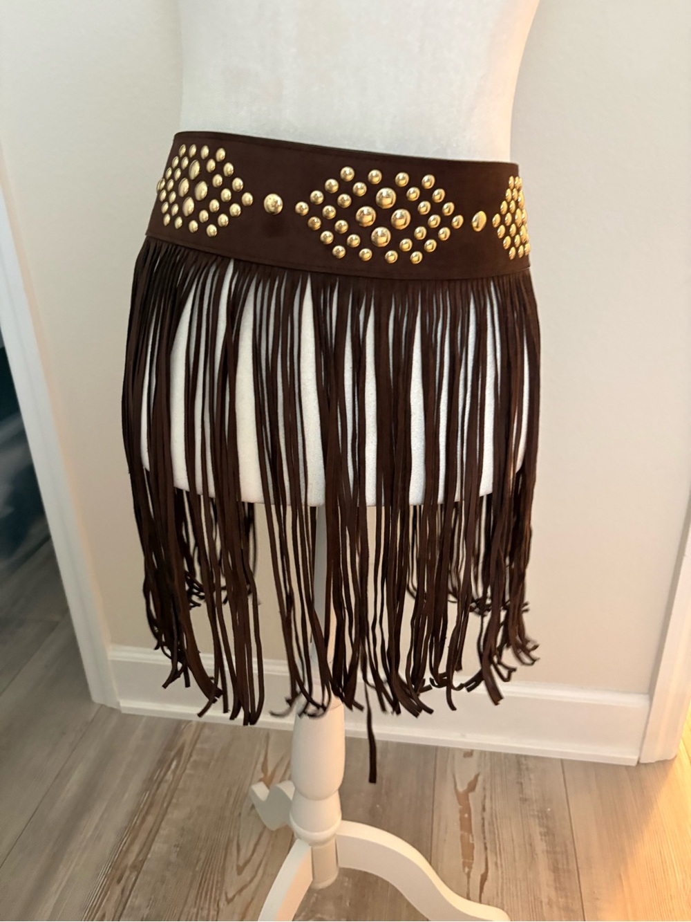 House of Harlow 1960 Brown Fringe Belt with Gold Studs